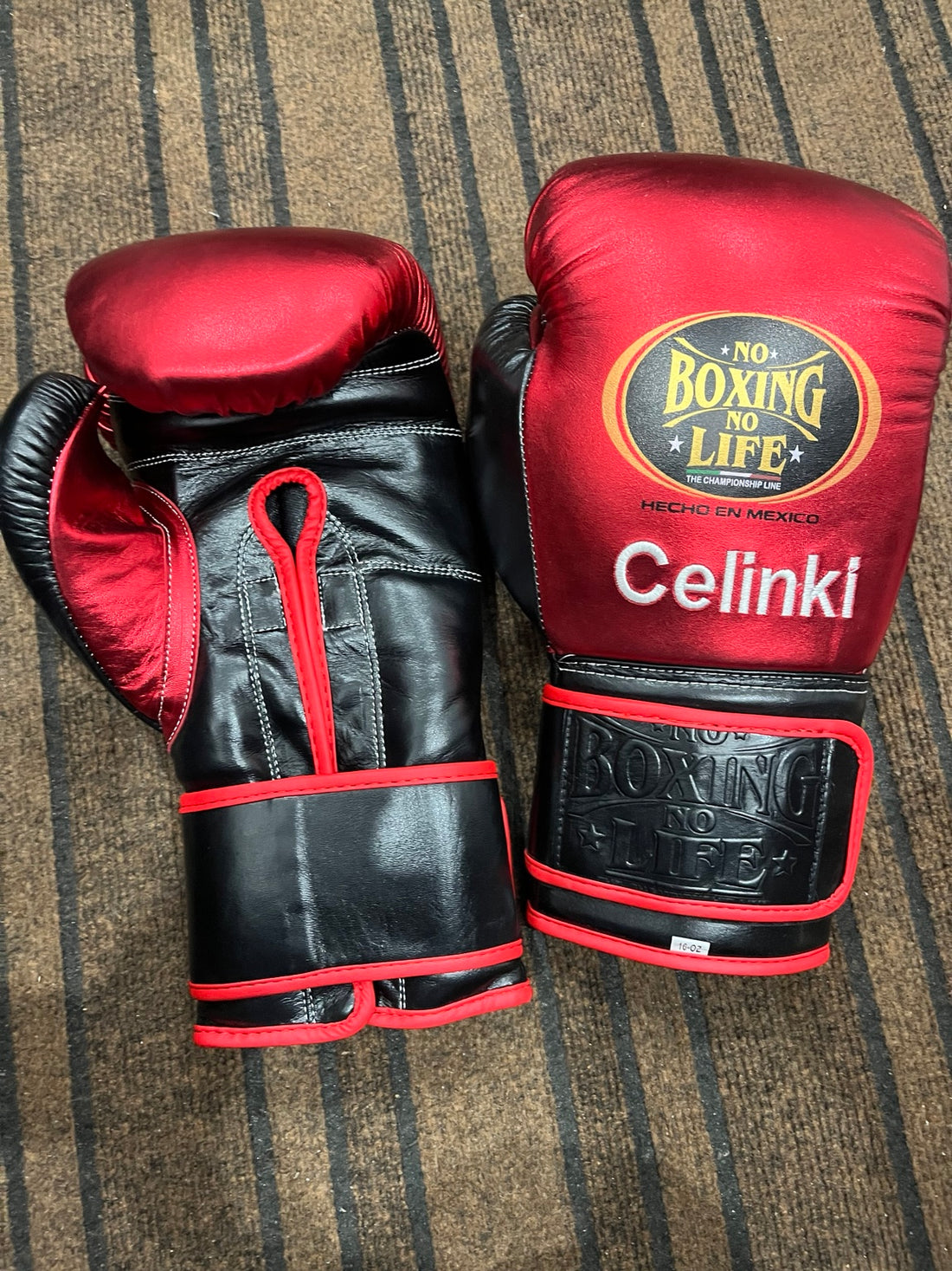 No Boxing No Life red and black boxing gloves rear and side view