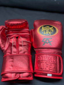 No Boxing No Life red premium boxing gloves rear and lace detail