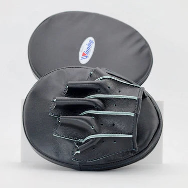 Winning black boxing focus mitts pair for professional pad training