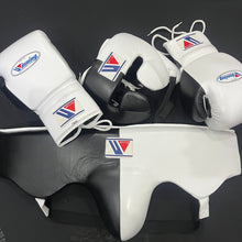 Black and white Winning boxing set product view